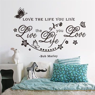 [24 Home Accessories] Live Life Love สติ๊กเกอร์ติดผนังคำคมสติ๊กเกอร์ติดผนังไวนิลรูปลอกห้องนั่งเล่นห้องนอนตกแต่งวอลล์เปเปอร์