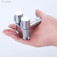 ❁ G1/2 Zinc Alloy Three-way Filling Angle Valve Wall Mount One Into Two Out Water Cleaning Sprayer for Bathroom Toilet Accessories