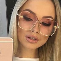 New Lady Oversize Rimless Square Bee Sunglasses Women Brand Fashion Small Bee Gradient Sun Glasses Female UV400