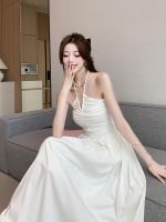 Genuine Uniqlo High-end Tea break French first love halter neck suspender dress for women in summer high-end sexy seaside resort style skirt