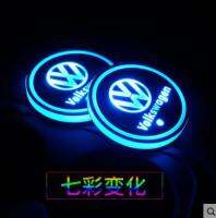 2ชิ้น Luminous USB Led ถ้วยน้ำสล็อต Coaster Coaster โลโก้รถถ้วยสมาร์ทรถ Coaster Coaster เหมาะสำหรับโปโลกอล์ฟโฟล์คสวาเก้น3 4 5 6 7 B4 B5 B6 B7 B8อุปกรณ์จัดแต่งทรงผม