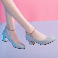 รองเท้าหนังรองเท้าผู้หญิงรองเท้าส้นสูงส้นหนาหัวแหลม 2023 รองเท้าแต่งงานแบบใหม่ฤดูร้อนรองเท้าผู้หญิงรองเท้าไซส์เล็กส้นกลางไซส์ใหญ่