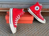 รองเท้าผ้าใบหุ้มข้อ Converse All Star สีแดง