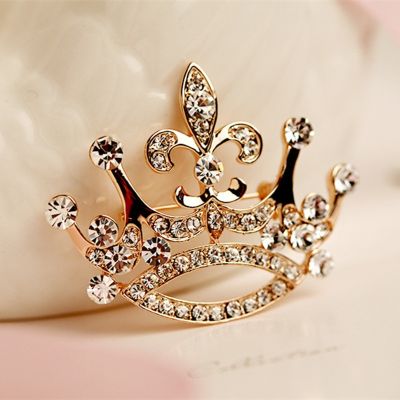 Hot Fashion Charm Crystal Crown Brooch Retro Big Royal Brooch Rhinestones Brooch Woman Jewelry Wedding Corsage Handmade