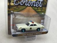 1:64 1975 Dodge Coronet รถตำรวจ Green Machine Collection Of Car Models