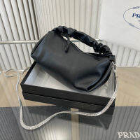 [พร้อมกล่อง] PRADA กระเป๋าสะพายข้างสําหรับผู้หญิงเกรด A 1: 1 กระเป๋าผู้หญิงหรูหราคุณภาพสูง