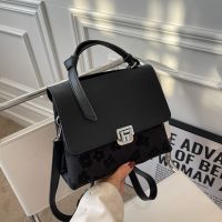 [COD] This years popular bag womens 2023 new summer all-match high-end messenger explosive style portable square