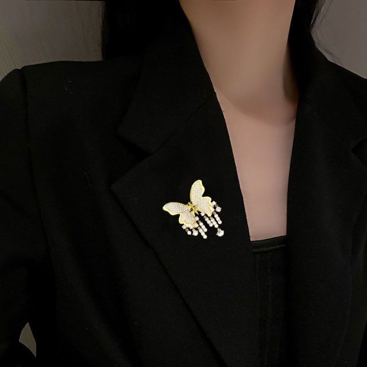 cw-rui-dusk-korean-version-fashion-tassel-gold-plated-advanced-pin-cheongsam-coat-corsage-accessories
