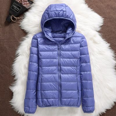 90% White Duck Down Women Hooded Puffer Jackets 2023 New Autumn Winter Female Ultra Lightweight Packable Down Coats Plus Size