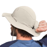 หมวกกันรังสียูวีเพื่อการเทรคกิ้งบนภูเขาสำหรับผู้ชาย สีเบจ  MENS MOUNTAIN TREKKING ANTI-UV HAT BEIGE FORCLAZ