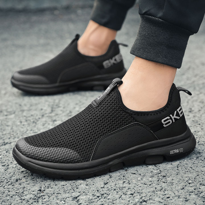 skechers-gowalk-arch-fit-แฟชั่นของผู้ชายกีฬารองเท้าผู้ชายรองเท้าลำลองรองเท้าชายรองเท้าผู้ชายรองเท้ากีฬาผู้ชายสีเทา