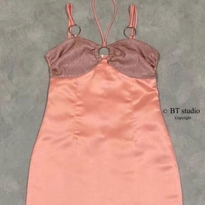 p004-019-pimnadacloset-orange-halter-neck-mini-dress