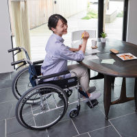 รถเข็นผู้ป่วย ผู้สูงอายุ Wheelchair เก้าอี้รถเข็น พับเก็บได้ เเข็งเเรง รับนน.ได้มาก UYIGO  สีดำ รถเข็นผู้ป่วย พับได้ น้ำหนักเบา กะทัดรัด ล้อ 16 นิ้ว มีเบรค หน้า,หลัง 4 จุด รถเข็นผู้ป่วย Wheelchair วีลแชร์ พับได้ น้ำหนักเบา ล้อ 24 นิ้ว มีเบรค หน้า,หลัง 4 จ