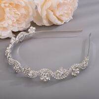 【YF】 Shine Rhinestone Crown 3Colors Rose Gold Silver Headbands Bride Wedding Accessories Women Hair Ornaments Trendy Girl Head Jewels