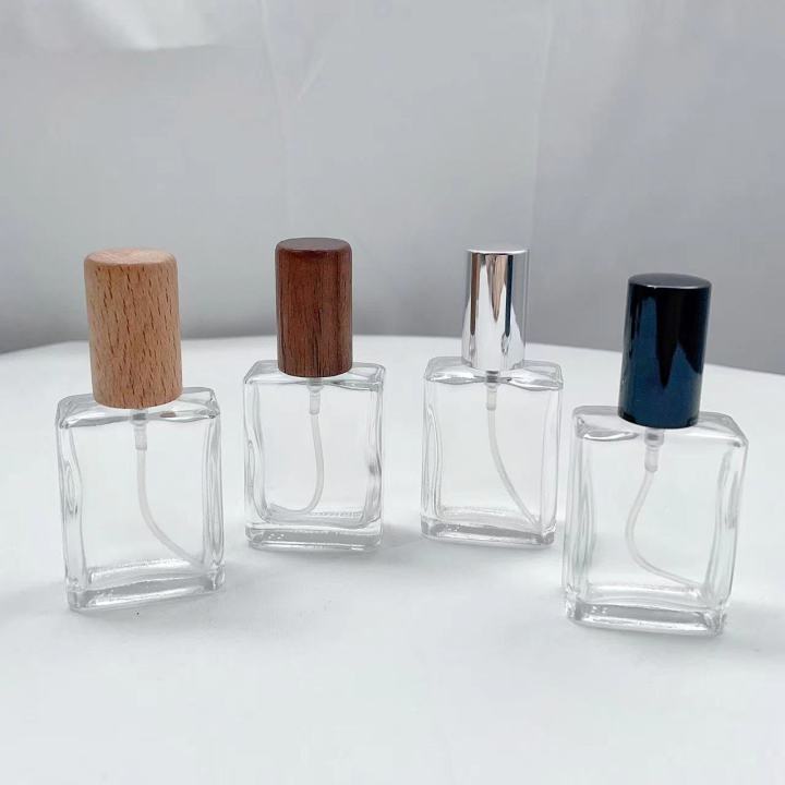 square-separate-bottling-portable-spray-bottle-separate-bottling-small-sample-separate-bottling-square-sample-separate-bottling