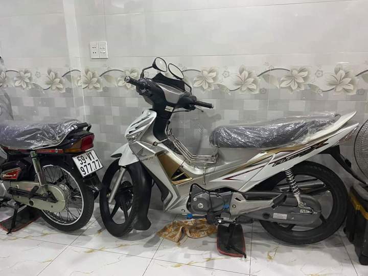 Honda Future X Alias Supra X 125 Tampil Apik Fokus Ubahan Kakikaki Saja   GridOtocom