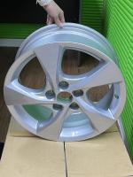 แม็กถอดป้ายแดง ราคาถูก แม็กซ์แท้  TOYOTA CHR ขอบ 17" กว้าง 6.5" Offset 45 รถ 5 รู 114.3 ไม่มีตำหนิ ไม่มีรอย (ราคาต่อ1วง รบกวนสั่งครบชุด4วง)