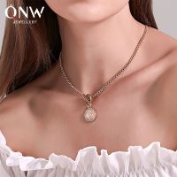 [COD] Cross-border new personality short retro queen head necklace texture buckle clavicle chain