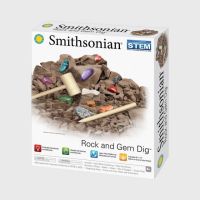 Smithsonian Rock N Gem Dig ของเล่นวิทยาศาสตร์ ชุดขุดอัญมณี บล็อคทราย,อัญมณี,ก้อนแร่หรือก้อนหิน,สิ่วไม้,ค้อนไม้,ถุงและคู่มือ