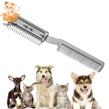 Dog comb deals with blade