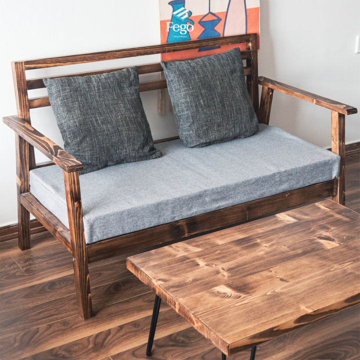 Với những chiếc ghế sofa phòng khách hiện đại và thoải mái, bạn sẽ tận hưởng không gian sống của mình như chưa bao giờ có thể. Với các kiểu dáng và màu sắc đa dạng, bạn có thể tùy chỉnh để phù hợp với phong cách trang trí và gu thẩm mỹ của riêng mình. Đây là lựa chọn hoàn hảo để tạo ra một không gian sống hiện đại và tiện nghi.