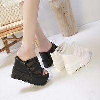 Summer cool new slippers female large base platform with high wear diamond outside with one word diamond lady slipper