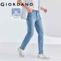 ﹉ Giordano Men กางเกงยีนส์ เอวปกติ ใช้ผ้าฝ้ายที่มีความยืดหยุ่นสูง Free Shipping 01119094