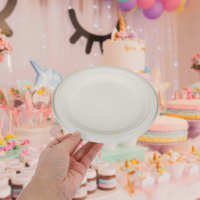 50ชิ้นเป็นมิตรรอบแผ่นกระดาษพรรคเค้กขนมหวานทิ้งให้บริการ Platters หนักครัวจานกระทะ