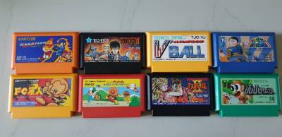 ตลับเกมส์ Famicom เปิดติดใช้งานได้ปกติครับ