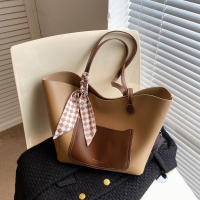 Niche French Style Bow Tote Bag Womens New Large Capacity Fashion All-Match Commuter Retro Shoulder Bag Wholesale