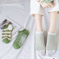 ถุงเท้าเกาหลี (เขียว/5คู่)  (1 เซตมี 5ลาย) ถุงเท้า ถุงเท้าแฟชั่น ใส่ได้ทั้ง ช/ญ ถุงเท้าข้อสั้น ถุงเท้าข้อกลาง ถุงเท้าข้อยาว  ถุงเท้าน่ารัก