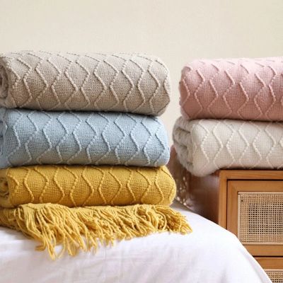 Nordic ถักผ้าห่มลายสก๊อต Super Soft โบฮีเมียผ้าห่มสำหรับเตียงโซฟาผ้าคลุมเตียงลายสก๊อตบนโซฟาตกแต่งผ้าห่มพู่