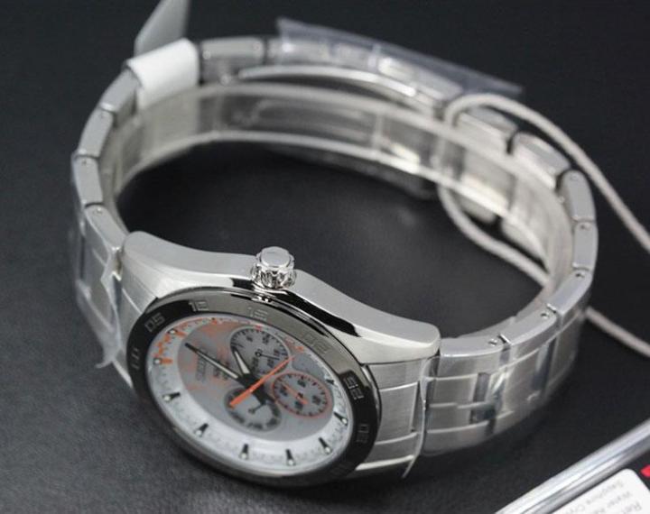 seiko-นาฬิกาข้อมือผู้ชาย-seiko-criteria-solar-chronograph-สีขาว-สายสแตนเลส-รุ่น-sne197p1