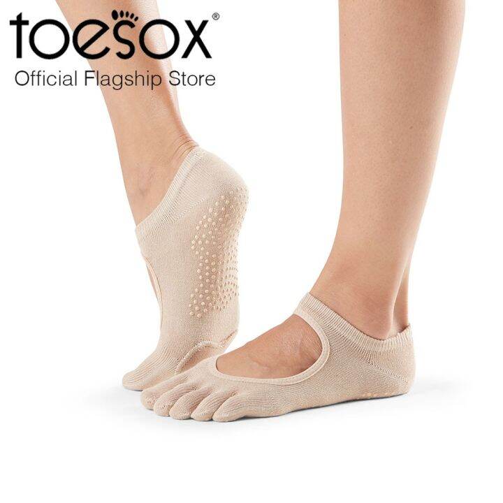 toesox-โทซอคส์-ถุงเท้าเต้นแยกนิ้ว-มีแถบหนังใต้จมูกเท้า-รุ่น-plie-ปิดนิ้วเท้า