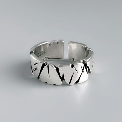 [MM75] Retro ปรับเปิด Mori Heart Shaped Rock Texture แหวนสำหรับ Vintage Woman Man Party เครื่องประดับของขวัญแหวนคู่