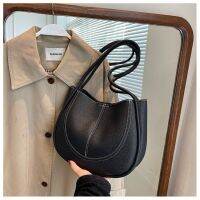 High-End Vintage Niche Design Bag Fashion Commuter Shoulder Leisure Travel Underarm Large-Capacity Child-Mother Bucket 【AUG】