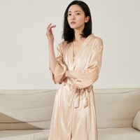 【LZ】♛  Quimono de cetim Conjunto de roupão e vestido feminino roupa de dormir sexy roupão de noiva vestido de casamento novo verão 2 peças