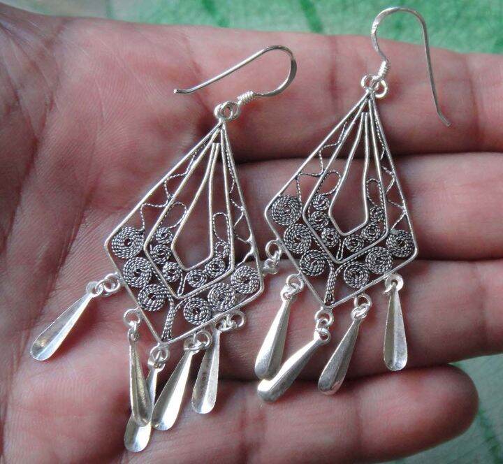 thai-nice-identity-design-dangle-earrings-sterling-silver-beautiful-gift-lovely-เอกลักษณ์ไทยสวยงามลวดลายไทยเท่ตำหูเงินสเตอรลิงซิลเวอรใช้สวยของฝากที่มีคุณค่า-ฺ