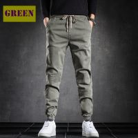 กางเกง jogger pants รุ่นผ้าคอตตอน เนื้อผ้ายืด ใส่สบาย เอวยางยืดมีเชือก กระเป๋าลึก  990 บาทงานคุณภาพสวมใส่สบาย