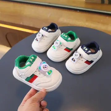 Gucci baby hot sale walking shoes