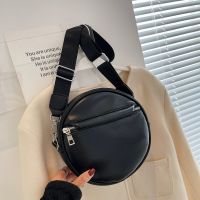 [COD] Womens bag round 2022 new Korean version solid fashion ladies Messenger temperament all-match single shoulder female