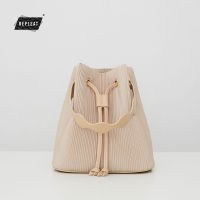 REPLEAT-Bucket bag Medium กระเป๋าสะพาย กระเป๋าทรงถังผ้าอัดจีบ กระเป๋าผู้หญิง