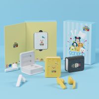 Disney Tsum Tsum ซีรีส์ หนังสือ TWS Bluetooth5.0 Wireless Headphone Winnie Pooh Minnie Donald ลายหมีพูห์ โดนัลด์ดั๊ก มินนี่ น่ารัก คุณภาพเสียงระดับ HD หูฟังไร้สายตัดเสียงรบกวน