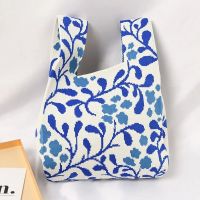 △●  New Knit Handbag Knot Wrist Color Tote Student Reusable Shopping