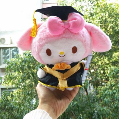 Sanrio My Melody น่ารัก Kuromi Hello Kitty สุนัข Cinnamoroll การ์ตูนจบการศึกษา Dr ตุ๊กตาหมวกตกแต่งของเล่นตุ๊กตาสำหรับของขวัญเด็กข้ามพรมแดน