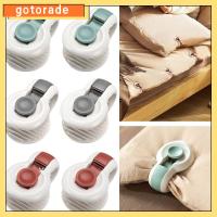 GOTORADE 6 Pcs ไร้เข็ม หัวเข็มขัดสำหรับที่นอน พลาสติกทำจากพลาสติก กันลื่น คลิปผ้าห่มนวม ทนทานต่อการใช้งาน แคลมป์หนีบ ตัวยึดแผ่นผ้านวม ที่คลุมเตียง