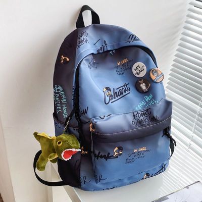 [COD]Is mens bag at the beginning of senior high school students graffiti waterproof กระเป๋านักเรียนกระเป๋านักเรียนชายนักเรียนมัธยมต้นและมัธยมปลายกราฟฟิตีกระเป๋าเป้สะพายหลังกันน้ำคุณภาพสูงความจุขนาดใหญ่เรียบง่ายและทนทานกระเป๋าเป้สะพายหลังผ