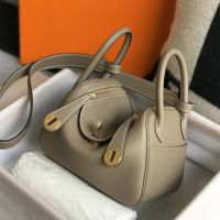 2023 new trendy bag mini soft leather female shoulder Messenger portable doctor