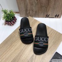 GUCCI รองเท้าแตะ ใส่ได้ทั้งชายหญิง