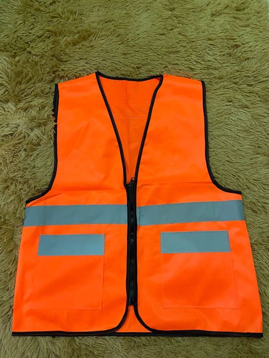 x-box-reflective-vest-เสื้อจราจร-เสื้อกั๊กจราจร-เสื้อกั๊กสะท้อนแสง-เสื้อกั๊กสะท้อนแสง-ความปลอดภัยเสื้อกั๊กสะท้อนแสงเห็นได้ชัด